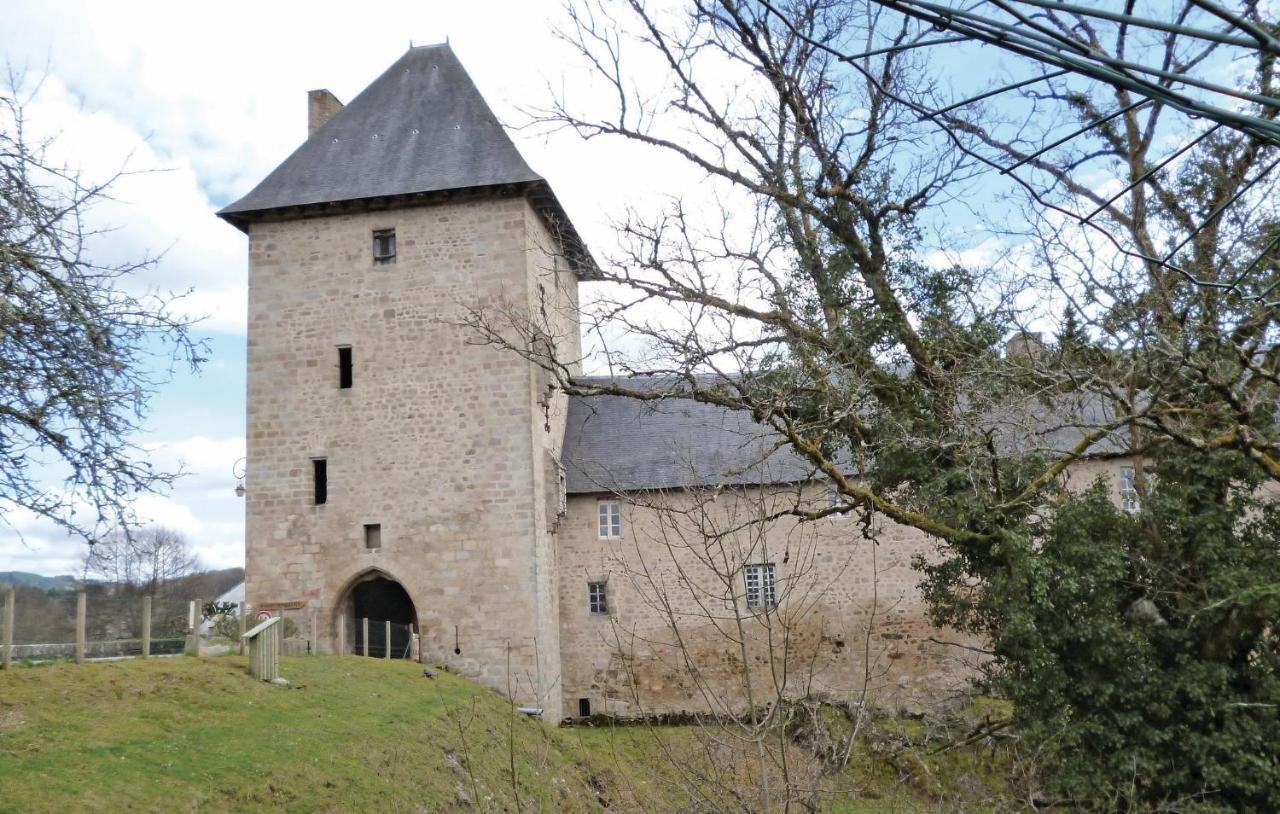 Awesome Home In Peyrat Le Chateau Exterior photo